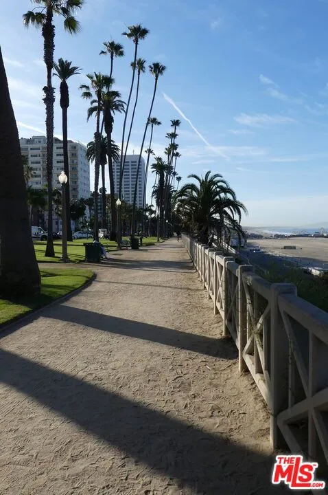 924 5th Street #10 Santa Monica, CA 90403