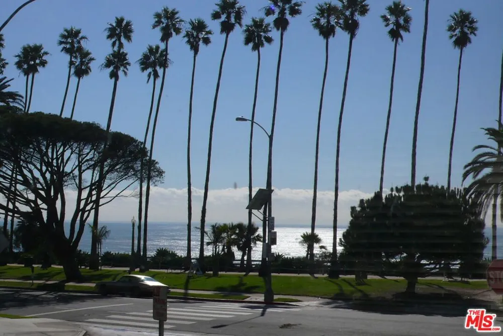 924 5th Street #10 Santa Monica, CA 90403