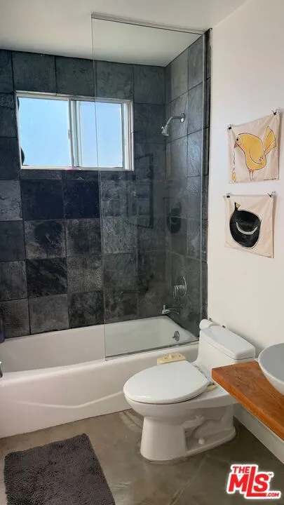 924 5th Street #10 Santa Monica, CA 90403
