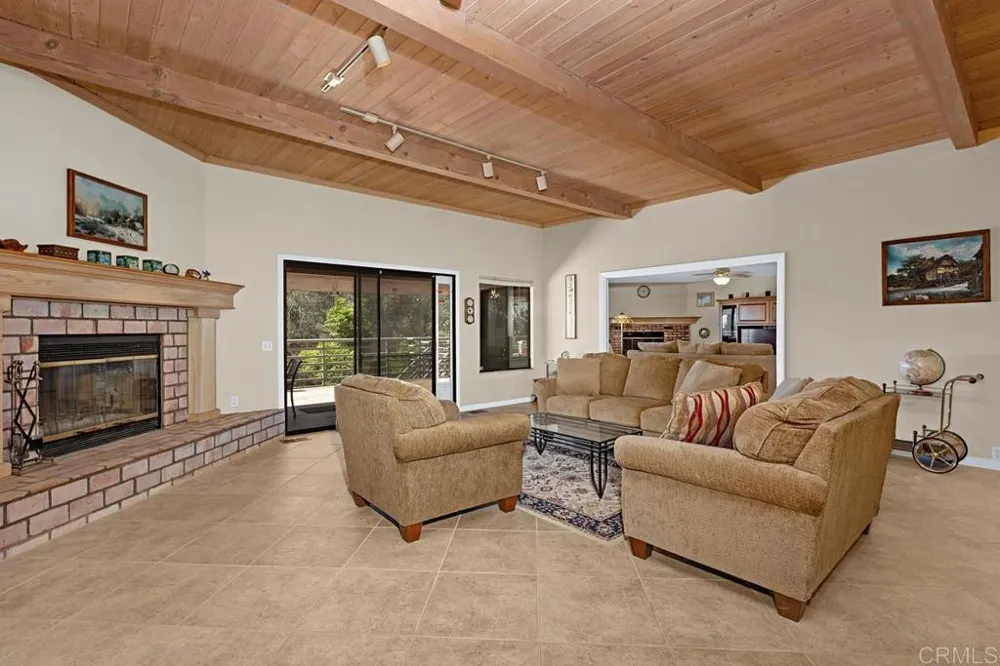 3911 Alta Vista Drive Fallbrook, CA 92028