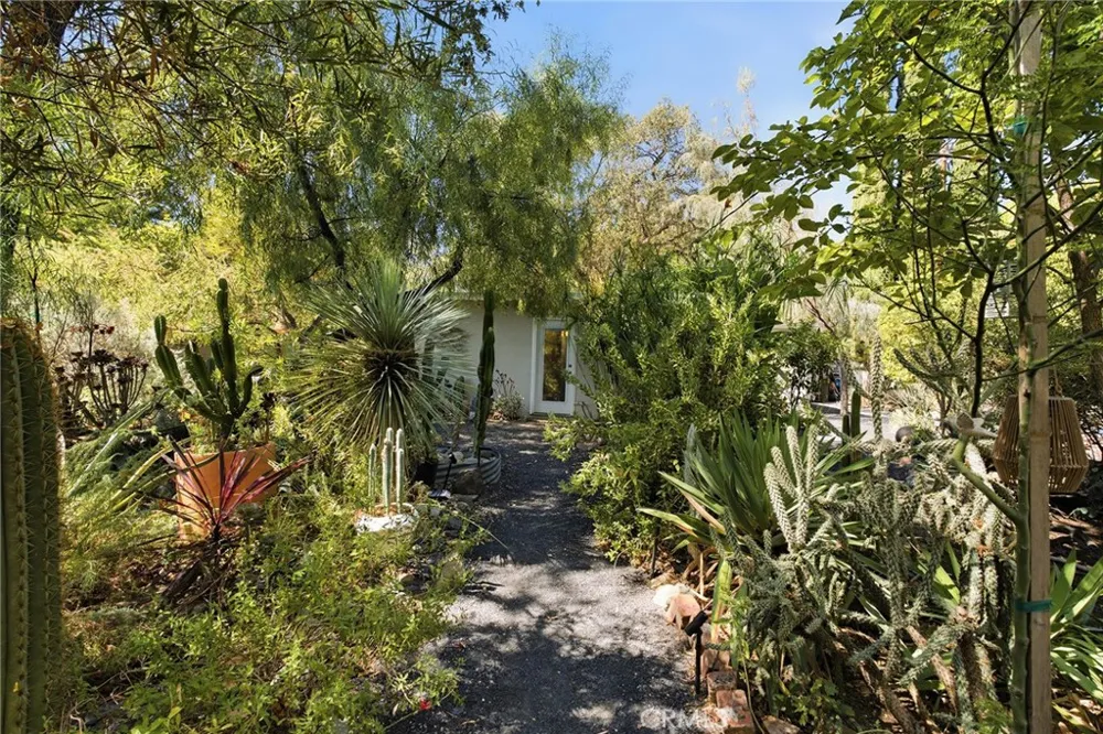 1773 E 8th Chico, CA 95928