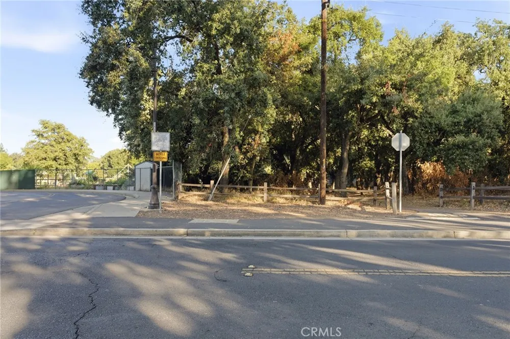 1773 E 8th Chico, CA 95928