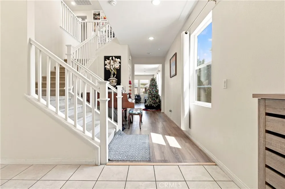 5111 S Victory Lane Ontario, CA 91762