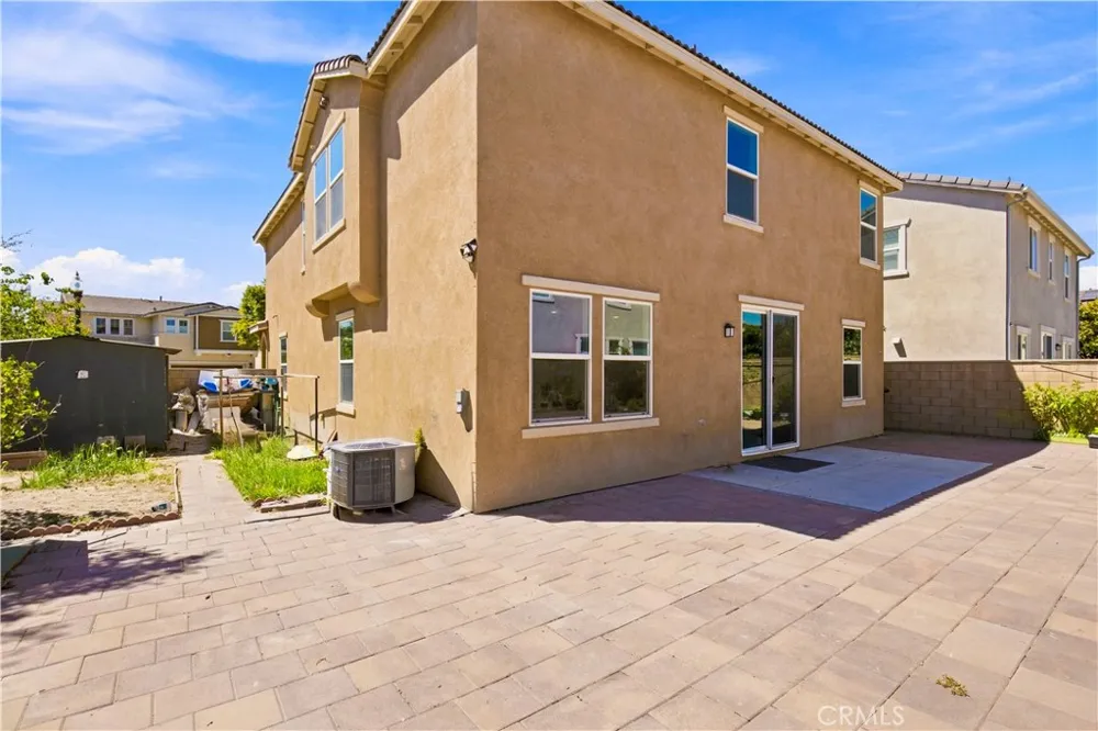 5111 S Victory Lane Ontario, CA 91762