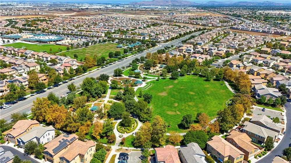 5111 S Victory Lane Ontario, CA 91762
