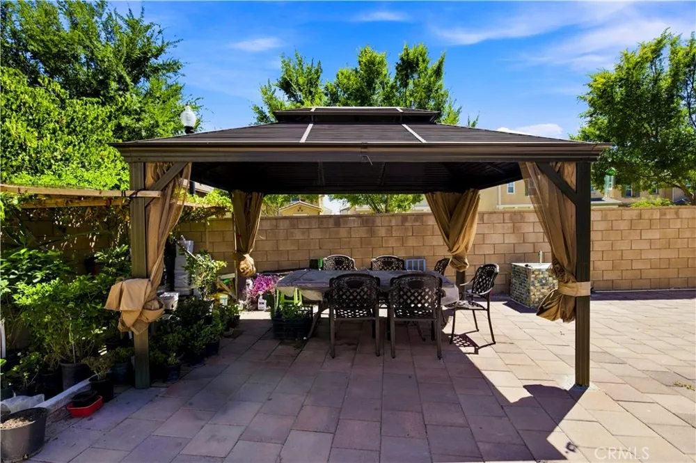 5111 S Victory Lane Ontario, CA 91762