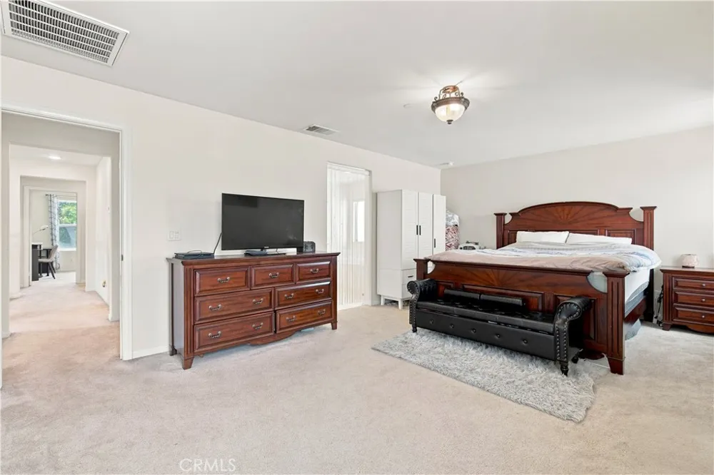 5111 S Victory Lane Ontario, CA 91762