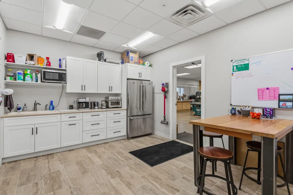850 Maple Avenue Holland, MI 49423