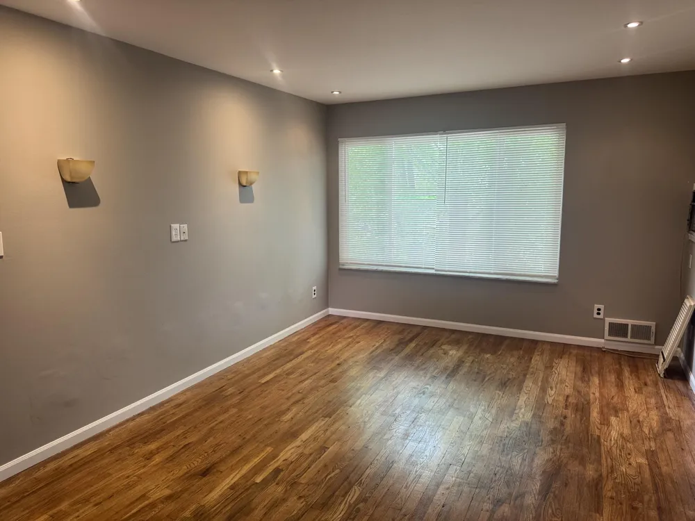4859 Mansfield Avenue #8H Royal Oak, MI 48073