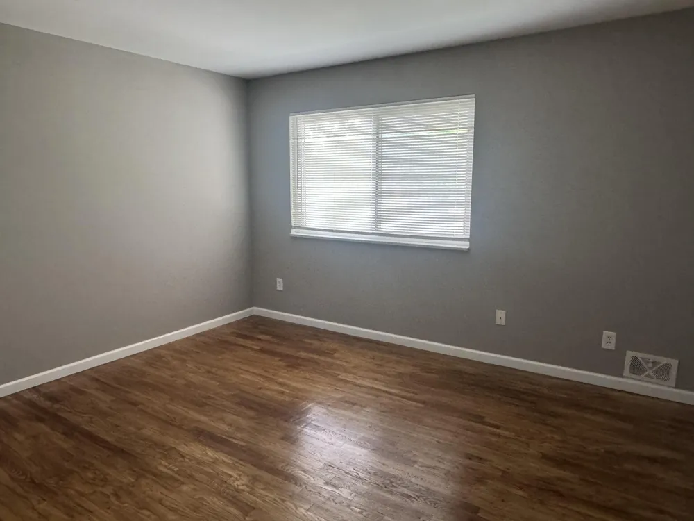 4859 Mansfield Avenue #8H Royal Oak, MI 48073