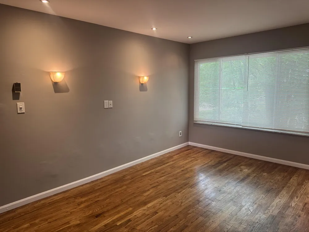 4859 Mansfield Avenue #8H Royal Oak, MI 48073