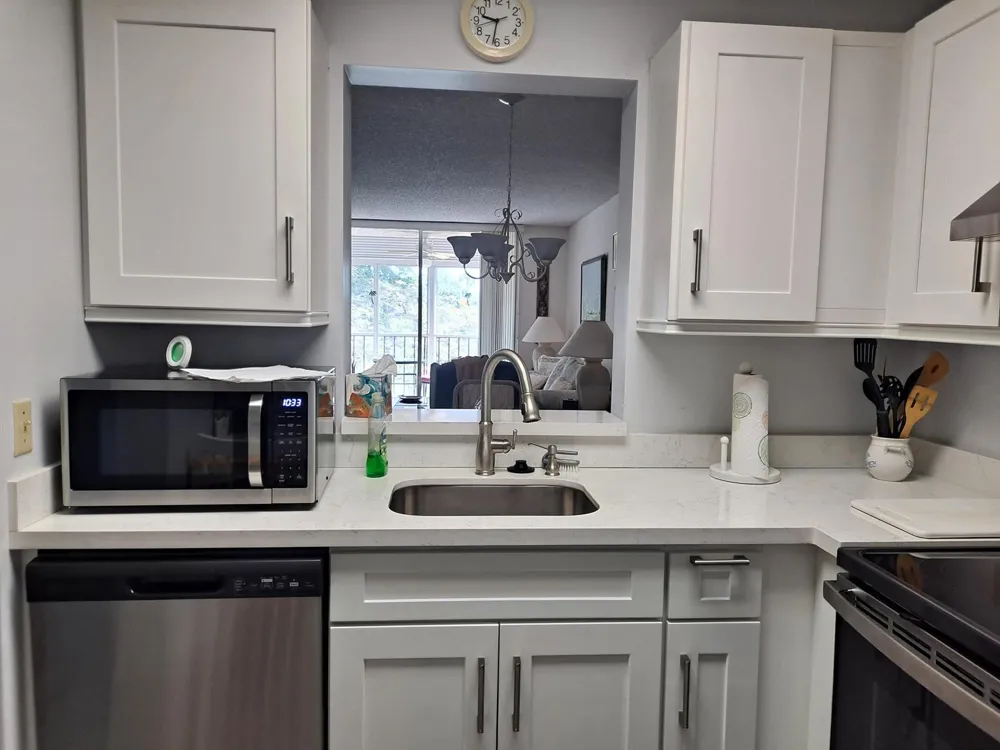 6795 Huntington 405 Lane #405 Delray Beach, FL 33446
