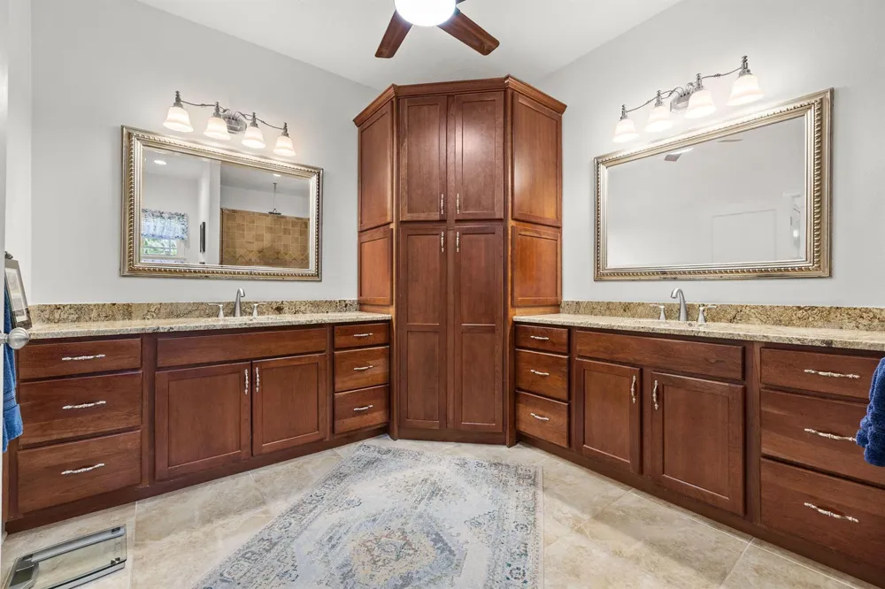 19005 SW GREY FOX TRAIL 