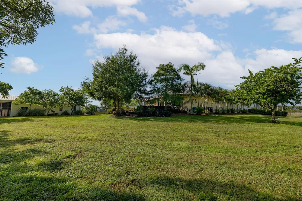 19005 SW GREY FOX TRAIL 