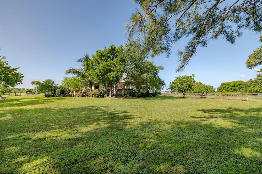 19005 SW GREY FOX TRAIL 