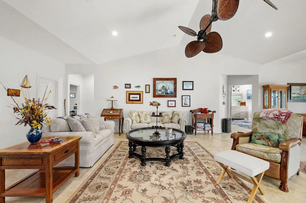 19005 SW GREY FOX TRAIL 