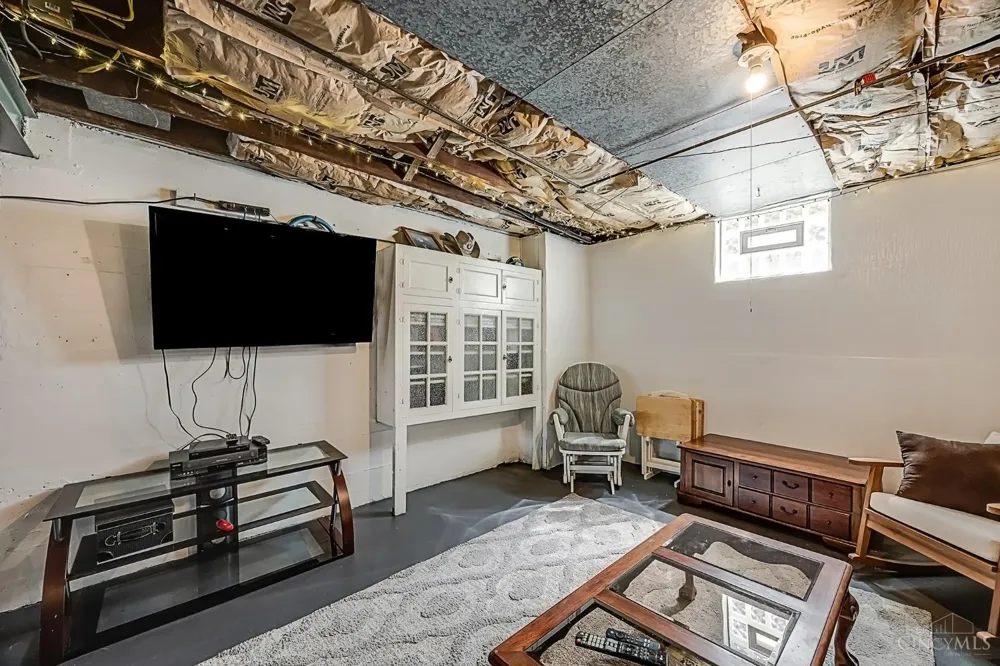 3333 Meyer Place Cincinnati, OH 45211