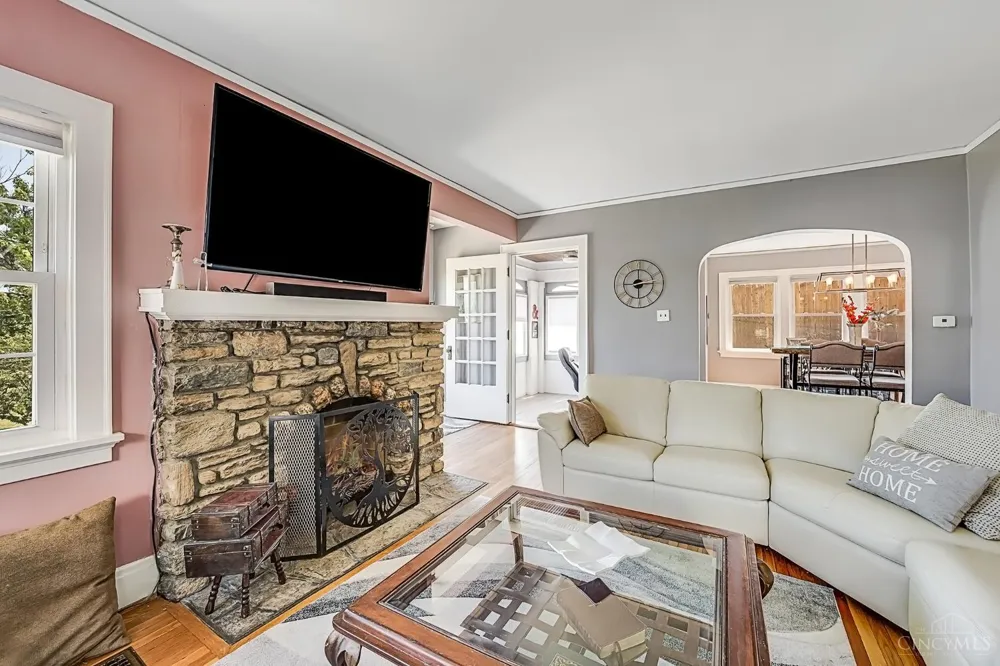 3333 Meyer Place Cincinnati, OH 45211
