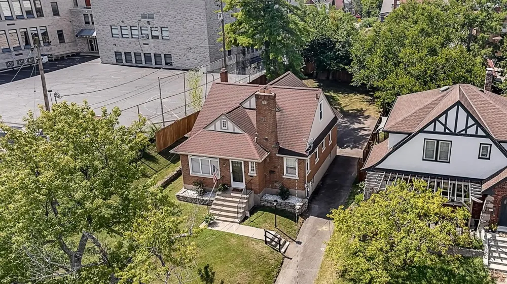 3333 Meyer Place Cincinnati, OH 45211