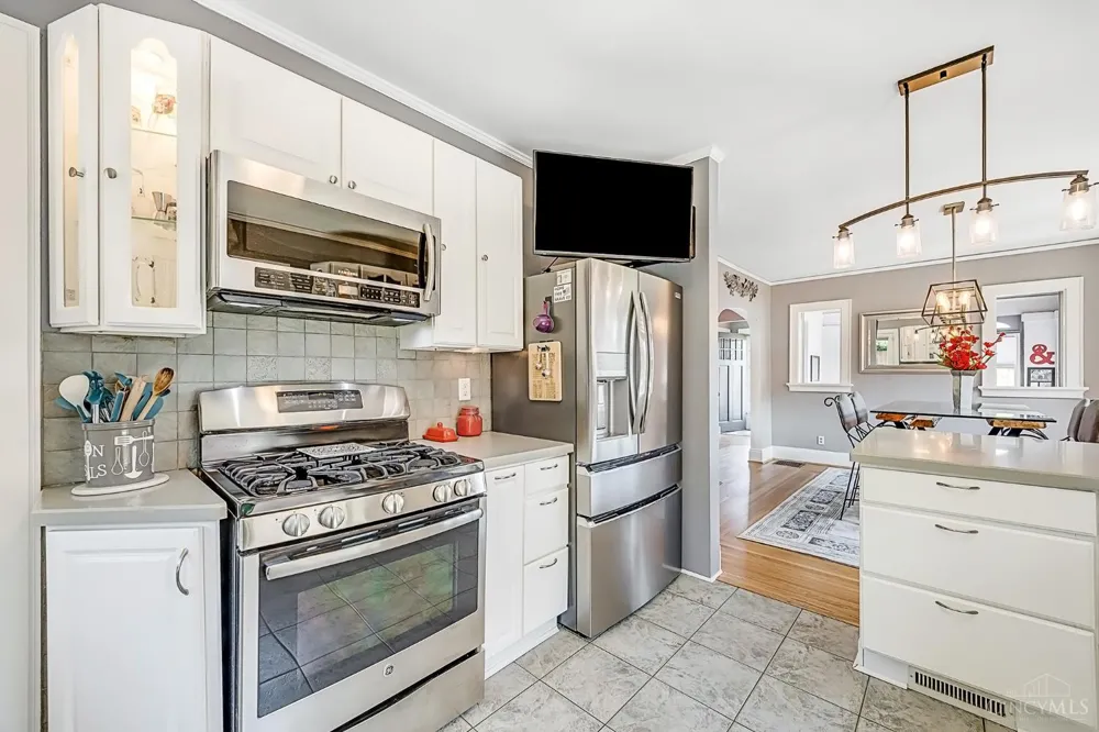 3333 Meyer Place Cincinnati, OH 45211