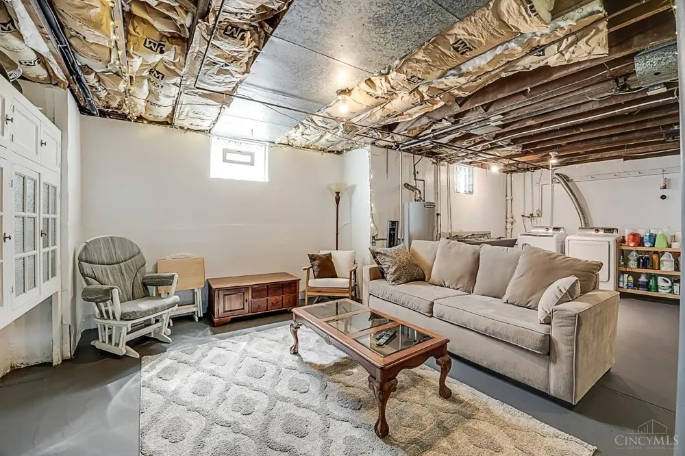 3333 Meyer Place Cincinnati, OH 45211
