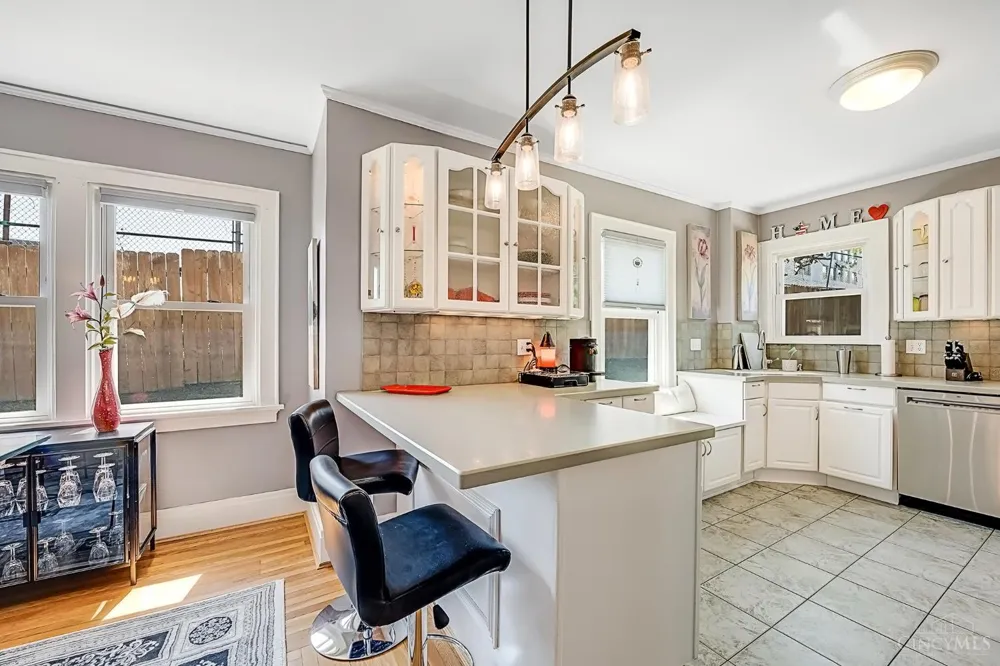 3333 Meyer Place Cincinnati, OH 45211