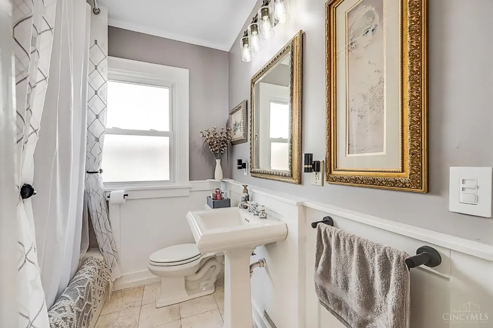 3333 Meyer Place Cincinnati, OH 45211