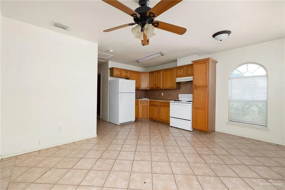 2717 Ringold Circle #10 Edinburg, TX 78539