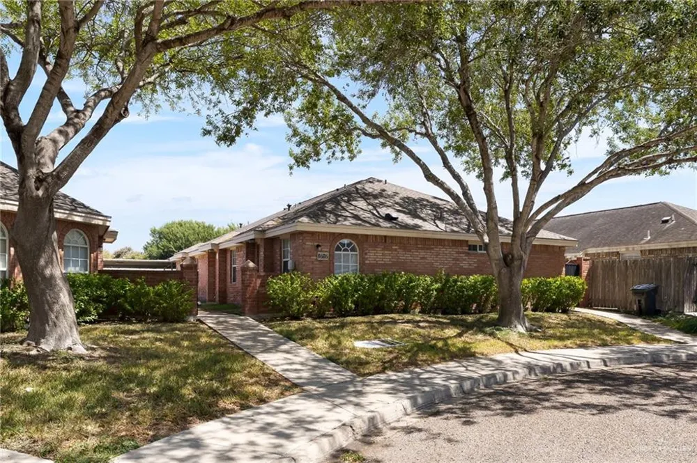2717 Ringold Circle #10 Edinburg, TX 78539