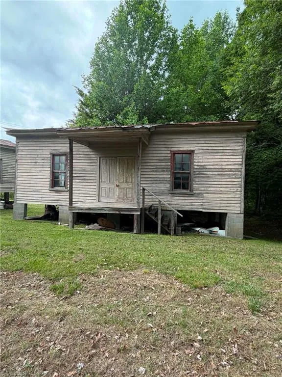1423 Westchapel Road Asheboro, NC 27205