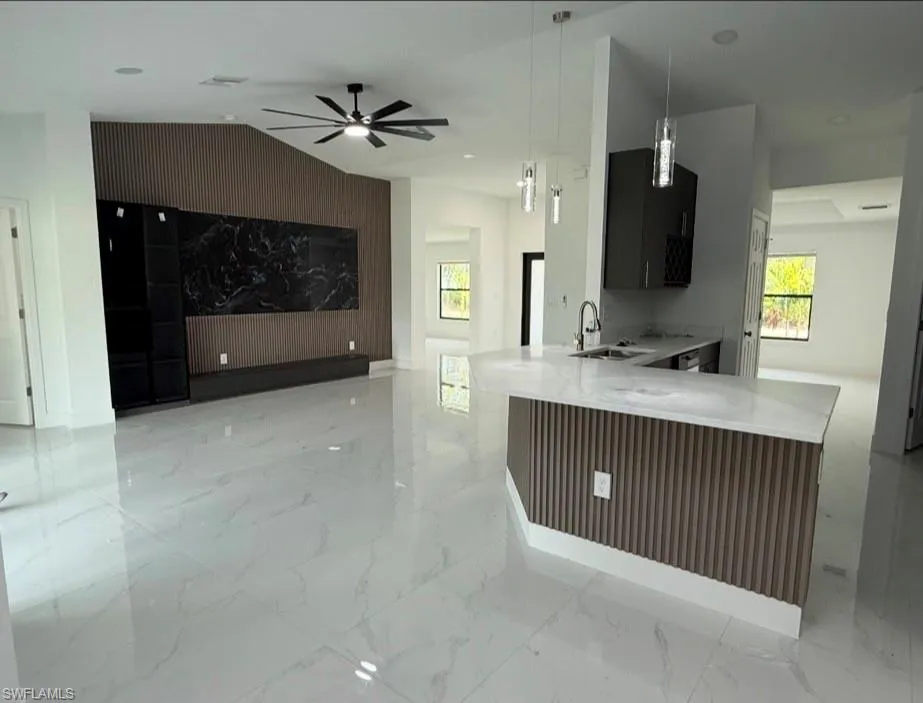 1003 Congress Avenue Lehigh Acres, FL 33972