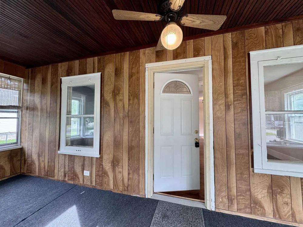 1812 Allegan Street Saginaw City, MI 48602