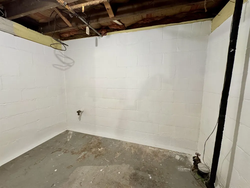 1812 Allegan Street Saginaw City, MI 48602