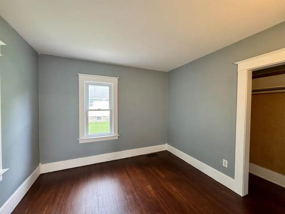 1812 Allegan Street Saginaw City, MI 48602