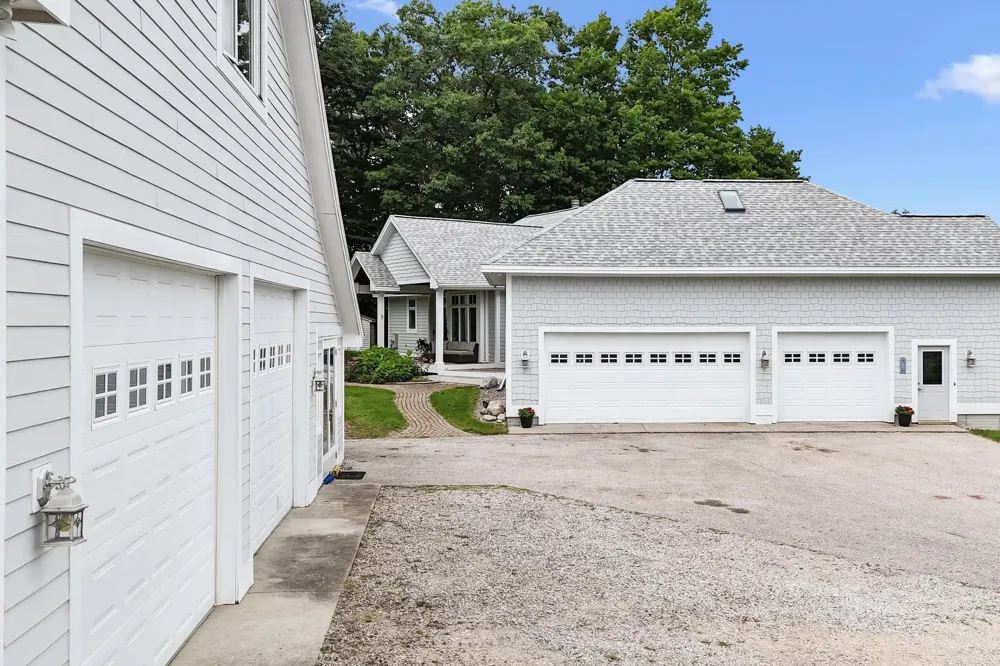 13857 S Windcrest Elmwood Charter Township, MI 49684