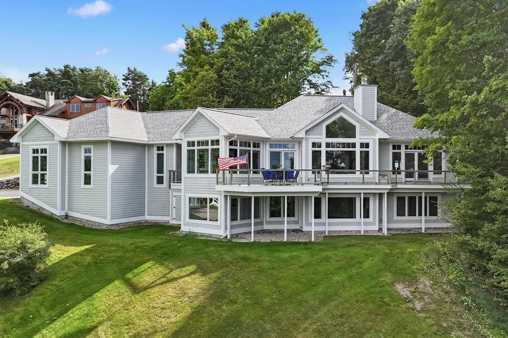 13857 S Windcrest Elmwood Charter Township, MI 49684