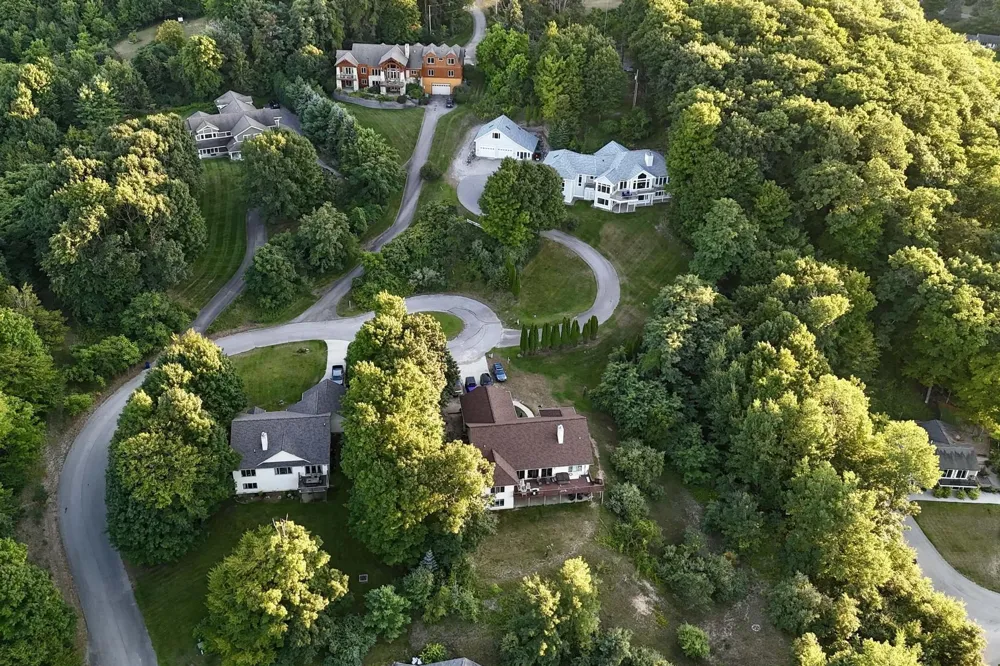 13857 S Windcrest Elmwood Charter Township, MI 49684