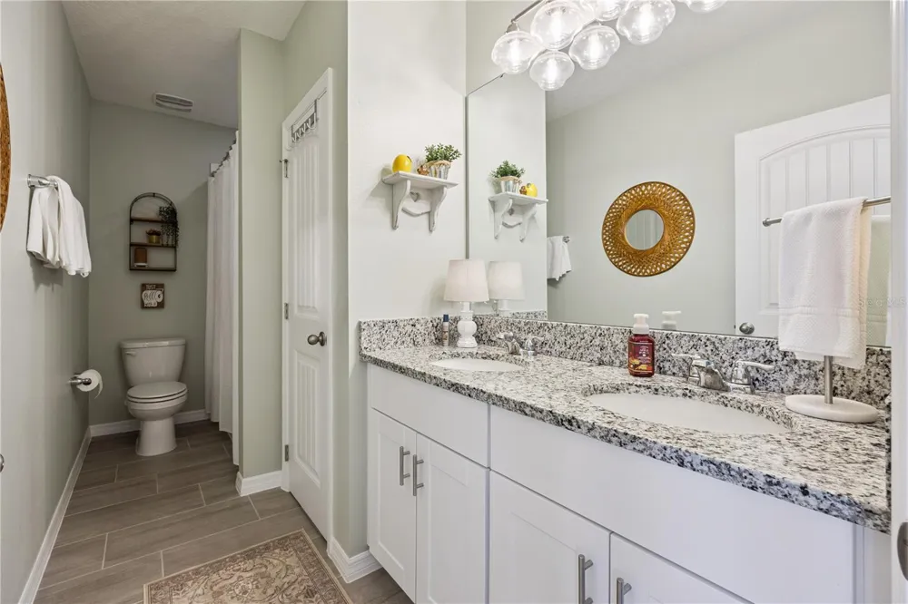 16644 POINT ROCK DRIVE Winter Garden, FL 34787
