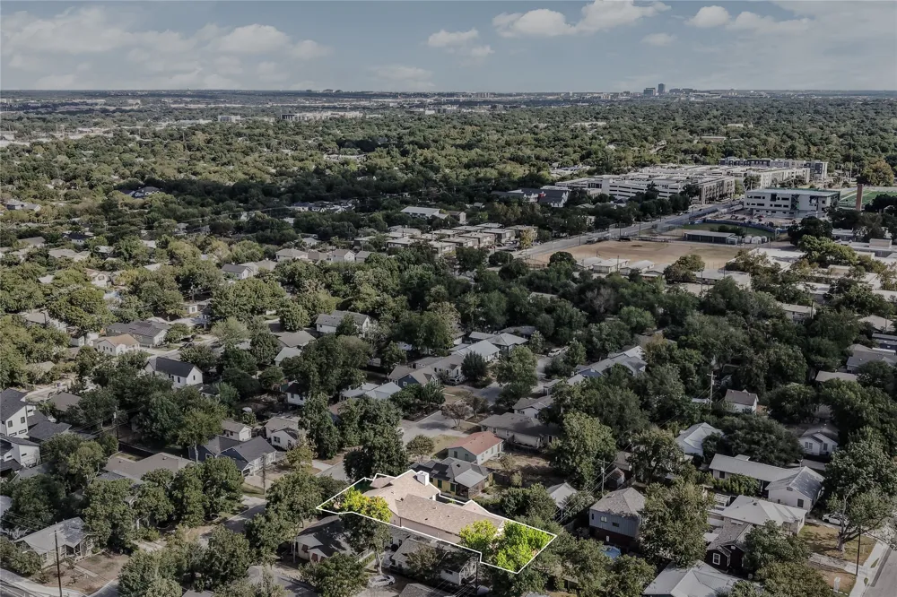 5307 Aurora Drive Austin, TX 78756