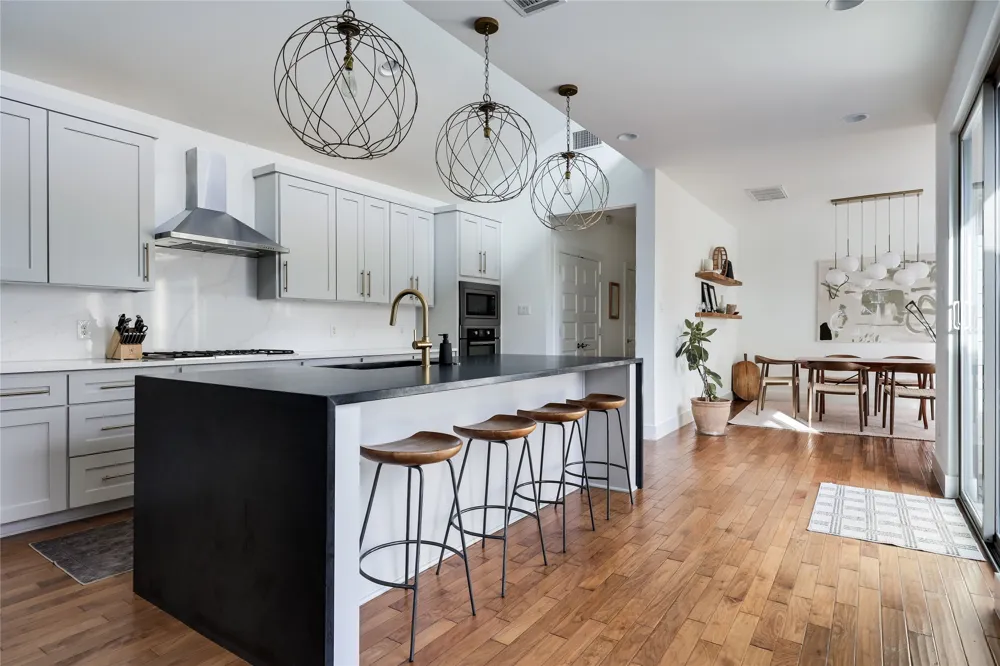 5307 Aurora Drive Austin, TX 78756