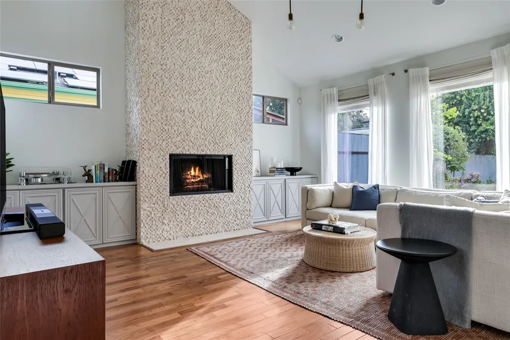 5307 Aurora Drive Austin, TX 78756