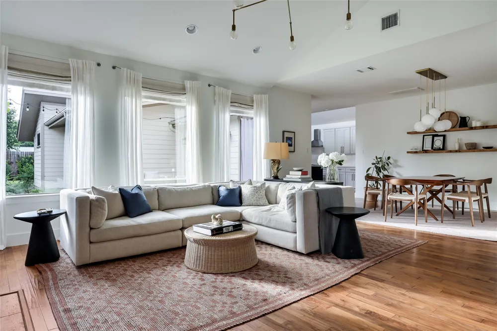 5307 Aurora Drive Austin, TX 78756