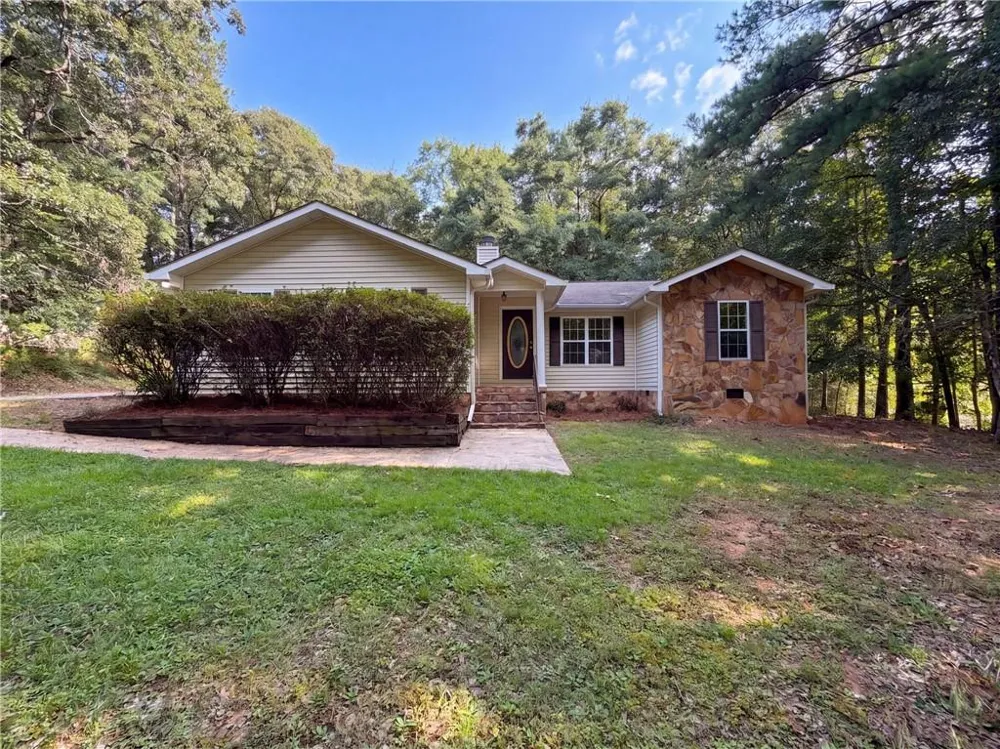 103 Saddlebrook Court LaGrange, GA 30240