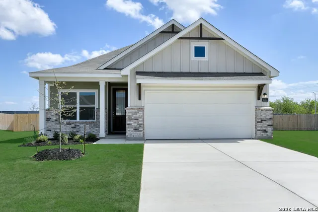 9904 Bull Branch Ave Schertz, TX 78154