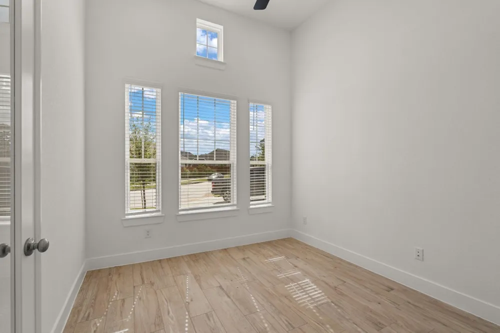 28819 Crockett Gardens Drive New Caney, TX 77357
