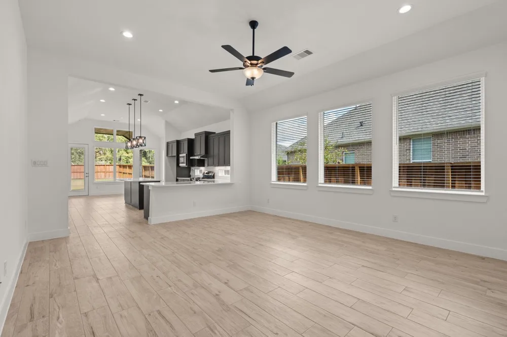 28819 Crockett Gardens Drive New Caney, TX 77357