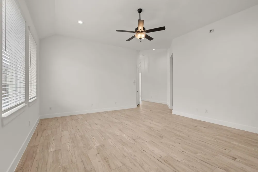 28819 Crockett Gardens Drive New Caney, TX 77357