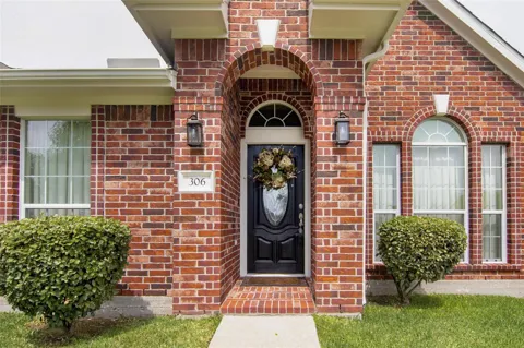 306 King William Drive
