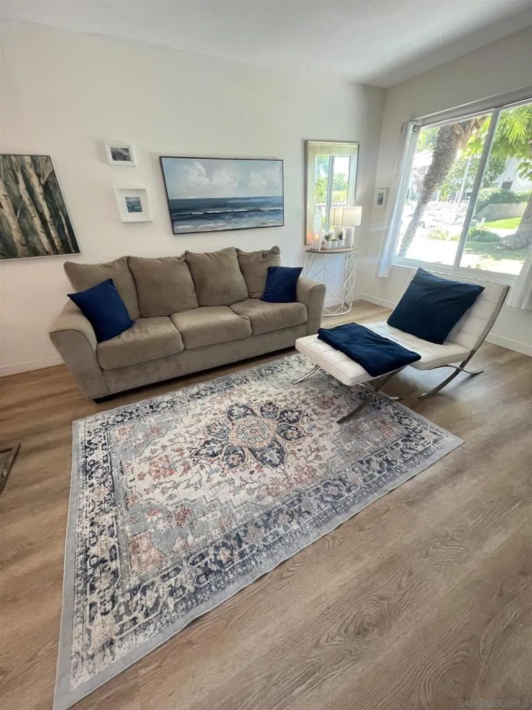 6576 Bell Bluff Ave #B San Diego, CA 92119