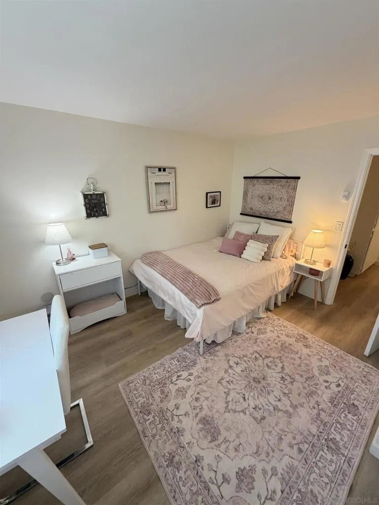 6576 Bell Bluff Ave #B San Diego, CA 92119